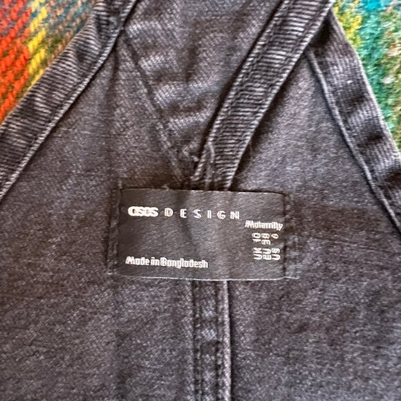 ASOS DESIGN Maternity denim overalls in black - Picture 5 of 5
